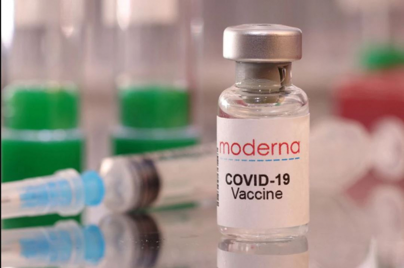 Phát hiện dị vật lạ, Moderna thu hồi hàng trăm nghìn liều vaccine COVID-19 -0