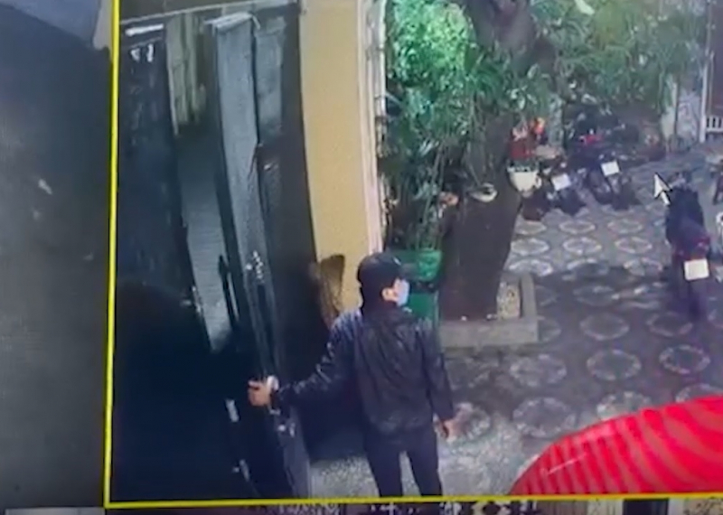 Bắt nhanh nhóm cướp đột nhập biệt thự dùng búa khống chế nạn nhân cướp hơn 2 tỷ đồng -2