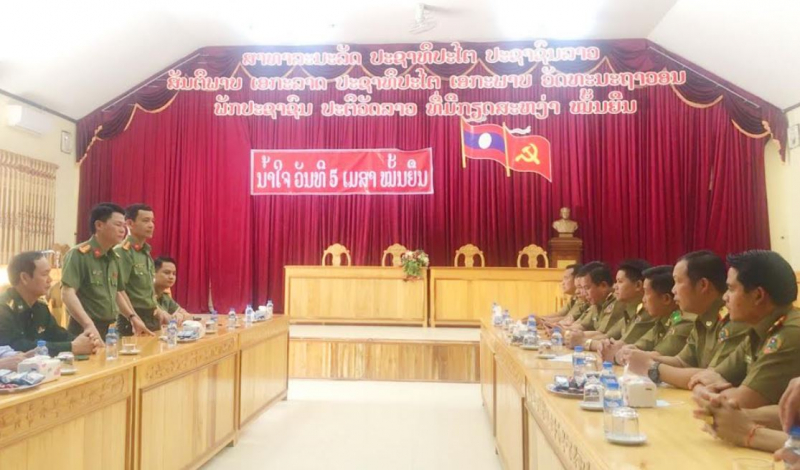 Công an tỉnh Thanh Hóa thăm, chúc Tết cổ truyền cán bộ, chiến sĩ Công an tỉnh Hủa Phăn (Lào) -0