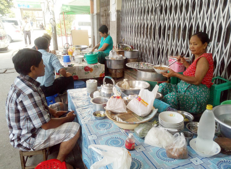 Ăn cơm bụi ở Myanmar -0