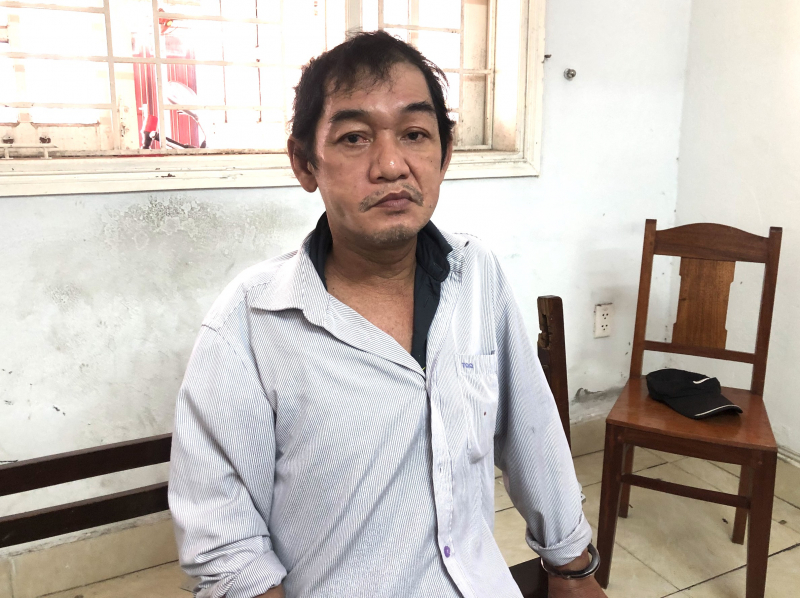 Chân tướng kẻ mặc chiếc áo nâu đỏ đột nhập nhà dân lúc nửa đêm -0