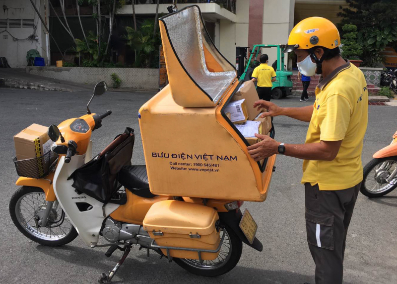 Giá cước dịch vụ bưu chính có thể được giảm tới 50% -0