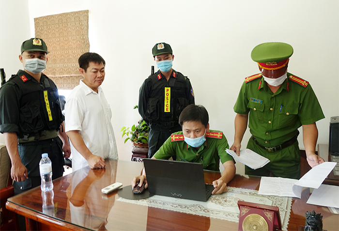 Hạ màn vụ lừa đảo chiếm đoạt tiền