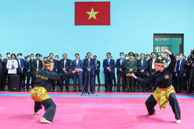 Thủ tướng động viên đoàn thể thao Việt Nam, kiểm tra công tác chuẩn bị SEA Games 31 -0