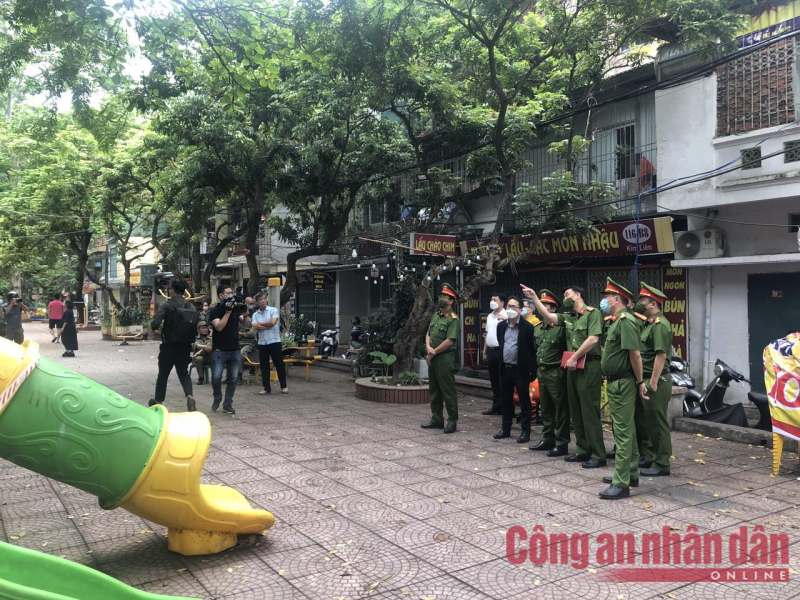 Khẩn trương điều tra vụ cháy tại khu tập thể Kim Liên -0