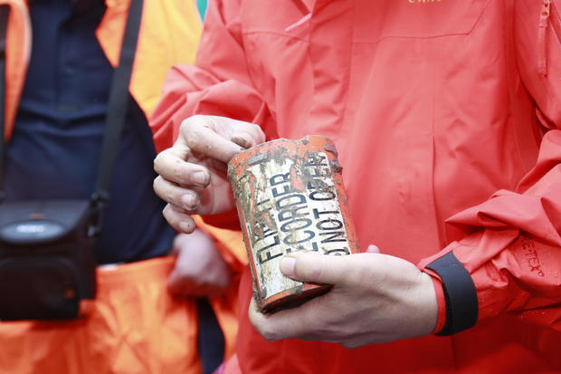 30 ngày sau vụ rơi máy bay Trung Quốc: Vẫn chưa thể tìm thấy 