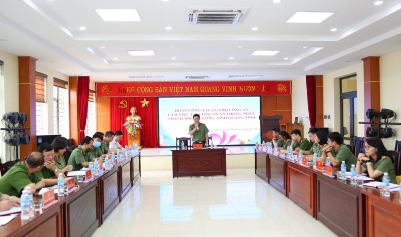 Kiểm tra công tác xây dựng Công an xã chính quy -0