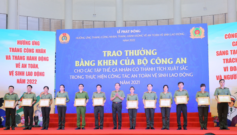 Nhiều hoạt động hưởng ứng “Tháng Công nhân” cụ thể, khả thi, ý nghĩa  -0