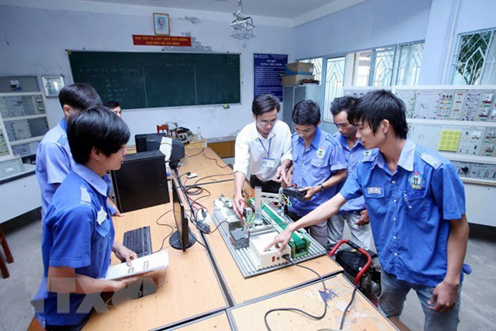 Kiến nghị dừng dạy kiến thức THPT trong trường nghề từ năm học 2022-2023 -0