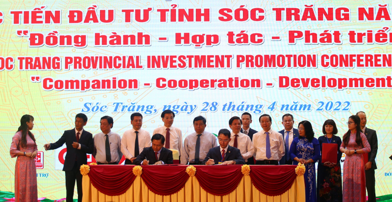 Thủ tướng dự Hội nghị xúc tiến đầu tư tỉnh Sóc Trăng  -0