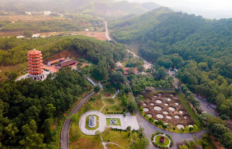 Trang 24 - Sáng mãi huyền thoại Ngã ba Đồng Lộc -0