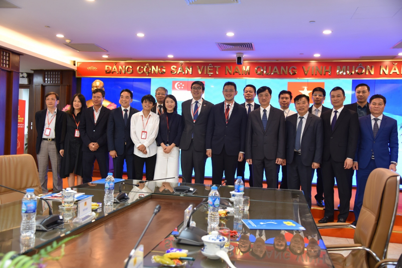 Trao đổi, hợp tác với Singapore về phát triển dữ liệu dân cư, định danh và xác thực điện tử  -0