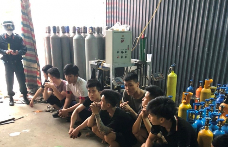 Làn gió mới trên thành phố Hoa Phượng Đỏ -0