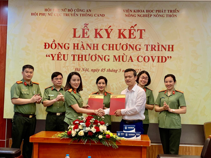 Lan tỏa “Yêu thương mùa COVID-19” trong đại dịch -0