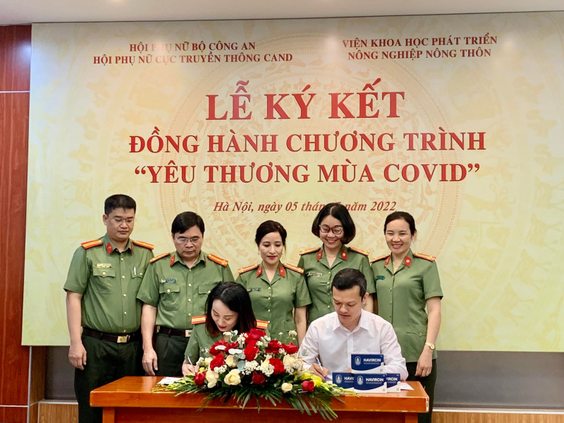 Lan tỏa “Yêu thương mùa COVID-19” trong đại dịch -0