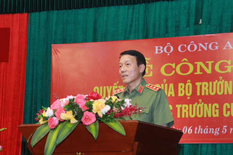 Công bố và trao quyết định bổ nhiệm Cục trưởng Cục An ninh điều tra, Bộ Công an  -0