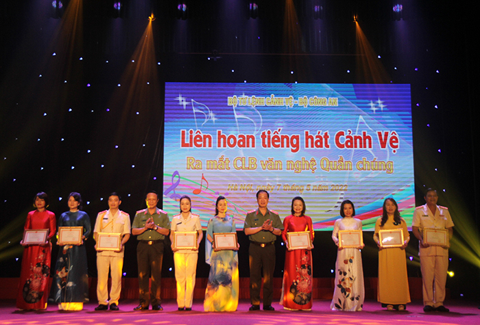 Lan tỏa tiếng hát người chiến sĩ Cảnh vệ CAND -0