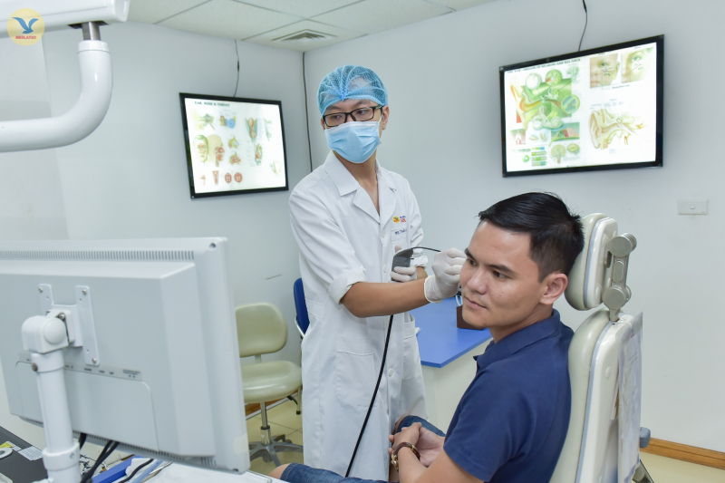 Vừa hút thuốc lá, vừa uống rượu nguy cơ mắc ung thư hạ họng - thanh quản cao gấp 3 lần -0