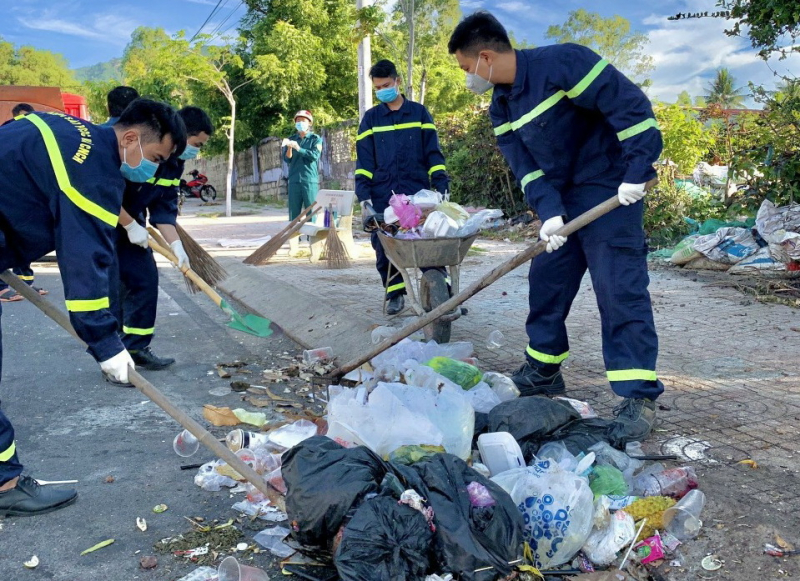Tuổi trẻ Cảnh sát chữa cháy Khánh Hòa thực hiện chương trình 