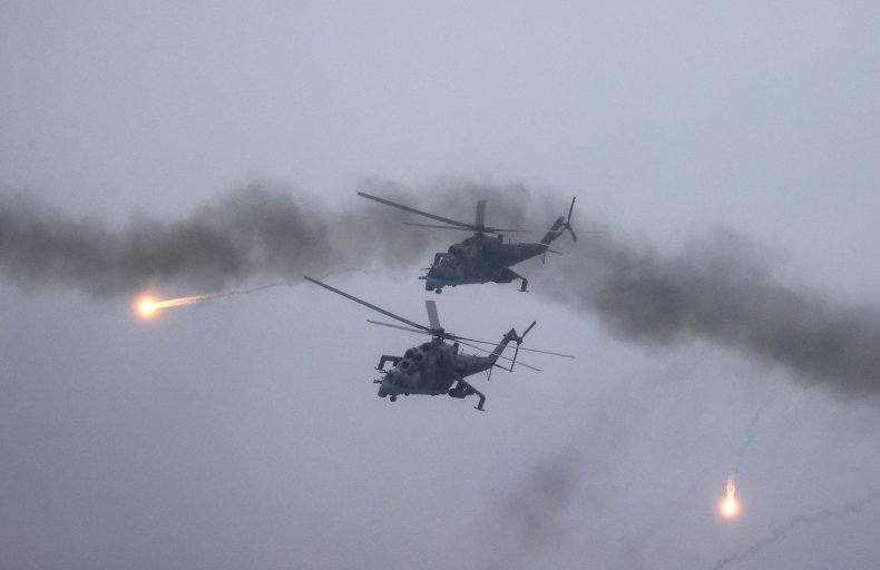 Nga tuyên bố nã tên lửa phá lô vũ khí Mỹ, hạ 380 binh sĩ Ukraine -0
