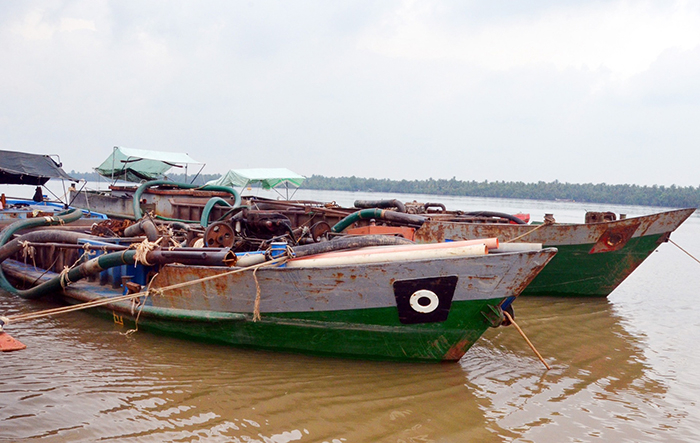 Vấn nạn “cát tặc” ở Đồng bằng sông Cửu Long -0