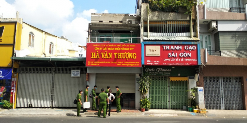 Nghi án con trai tâm thần sát hại mẹ và dì ruột -0