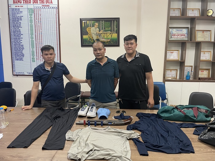 Hành trình 4 giờ truy bắt kẻ cướp ngân hàng -0