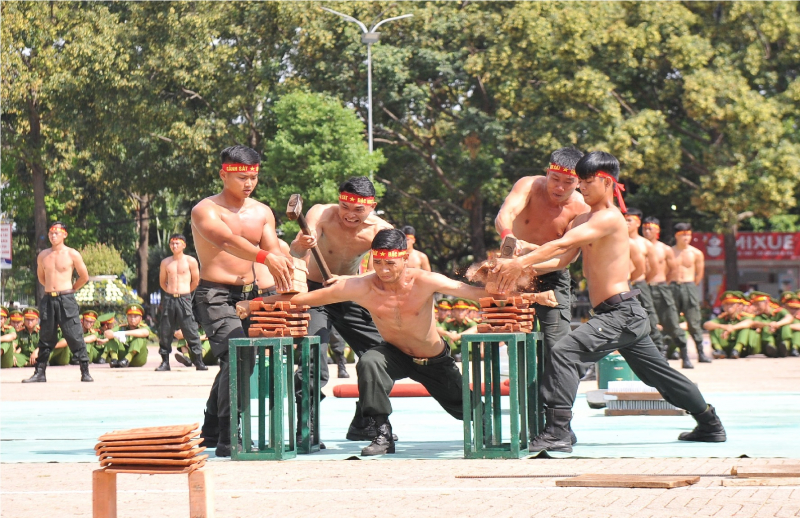 Khai mạc Hội thi điều lệnh, bắn súng, võ thuật CAND -0