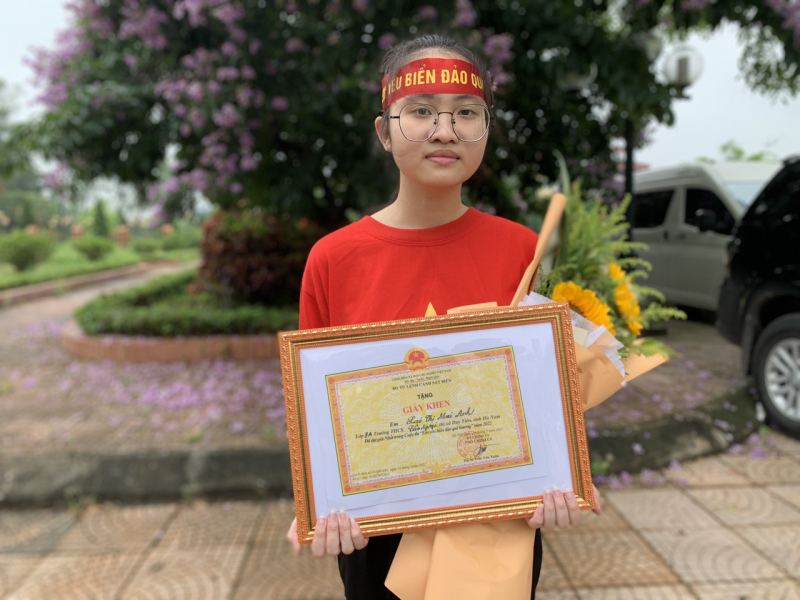 Lan tỏa tình yêu biển đảo qua Cuộc thi “Em yêu biển đảo quê hương” -0