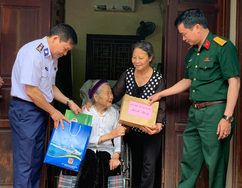 Lan tỏa tình yêu biển đảo qua Cuộc thi “Em yêu biển đảo quê hương” -0