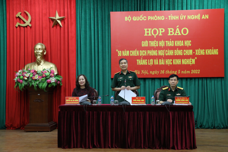 Hội thảo khoa học “50 năm chiến dịch phòng ngự cánh đồng Chum- Xiêng Khoảng thắng lợi và bài học kinh nghiệm”.  -1