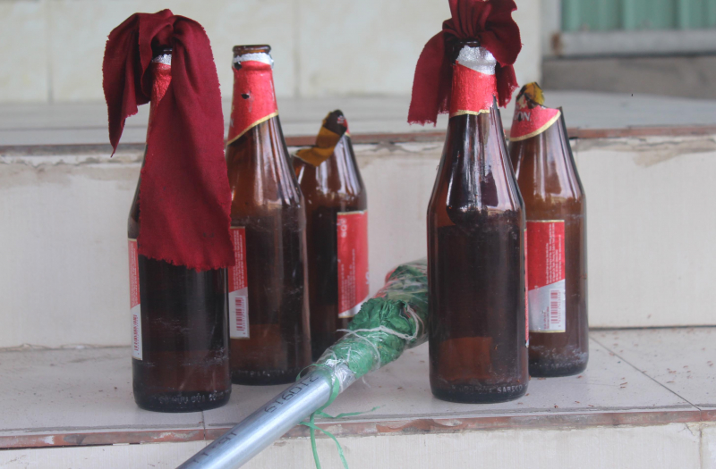 Tạm giữ  22 đối tượng dùng súng và bom xăng giải quyết mâu thuẫn -0