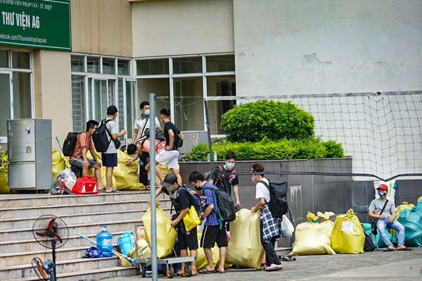 Hà Nội giải thể 13 cơ sở thu dung, điều trị bệnh nhân COVID-19  -0