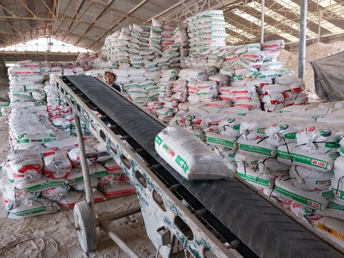 Lập đoàn kiểm tra công ty khai thác khoáng sản lậu -0