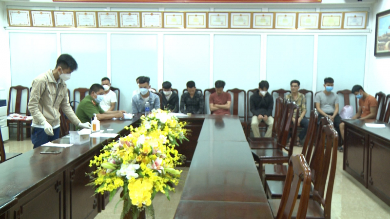 Triệt xóa đường dây đánh bạc hơn 20 tỷ đồng qua mạng internet -0