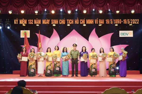 Chương trình nghệ thuật 