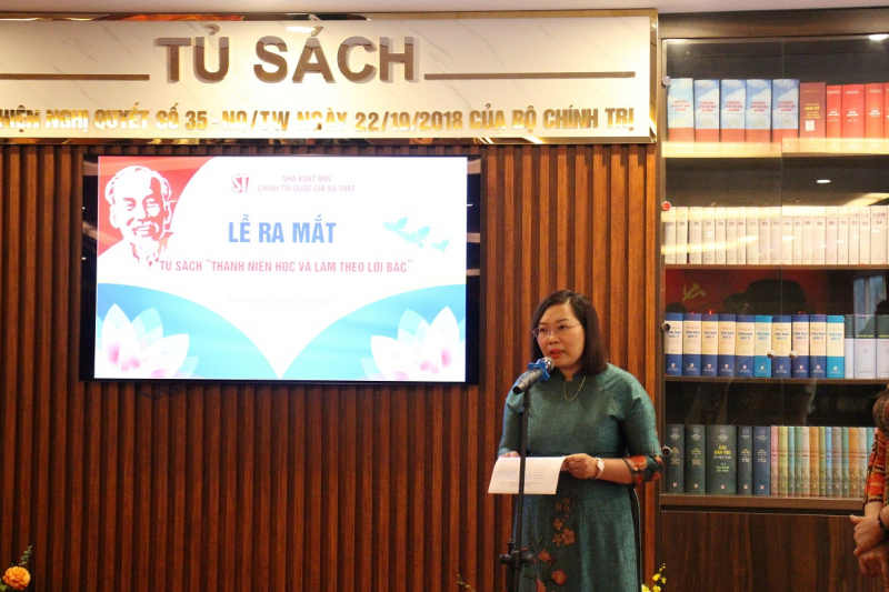 Phát động thi giới thiệu sách về Bác Hồ và ra mắt tủ sách “Thanh niên học và làm theo lời Bác” -0