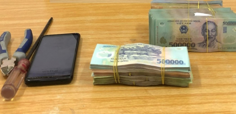 Đà Nẵng: Được thuê lắp camera an ninh, nhân viên kỹ thuật trộm dữ liệu rồi rinh két sắt có 300 triệu đồng -0