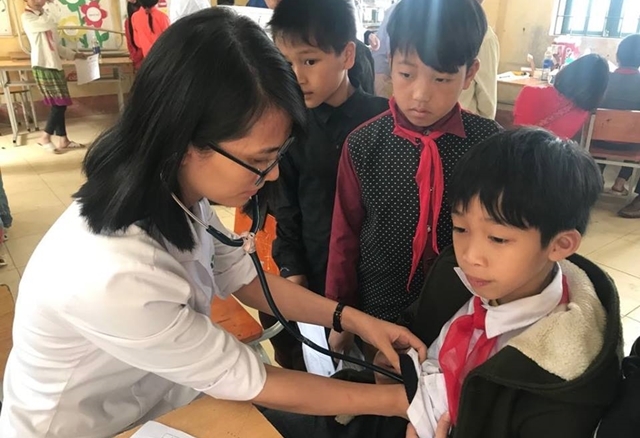 Lo ngại dịch sốt xuất huyết, tay chân miệng, viêm não bùng phát -0