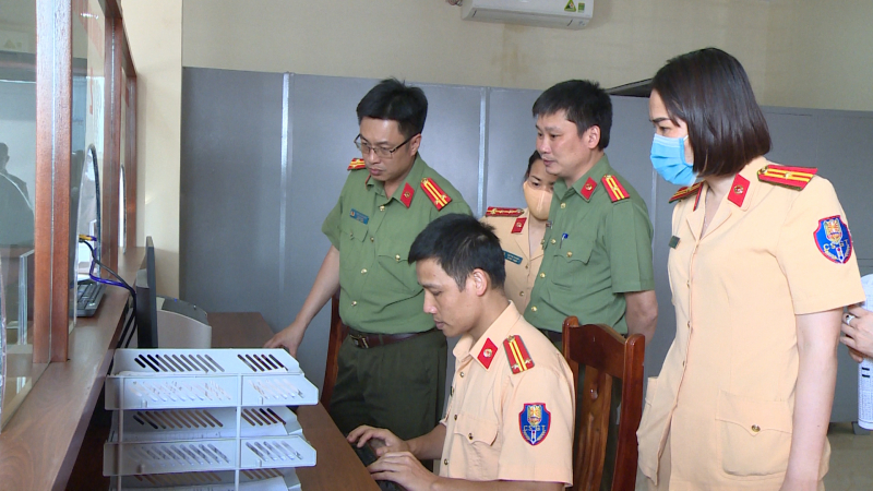 sequence 10.still001.jpg -0