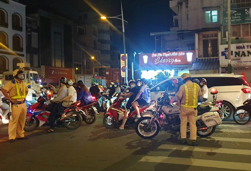 “Bão” chưa hình thành đã bị dẹp tan -6