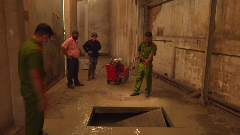 Khởi tố vụ chôn chất thải tại Công ty CP Bóng đèn Điện Quang -0