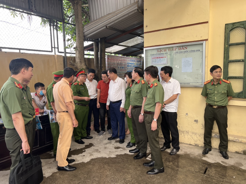 Người dân bấm được biển đẹp 