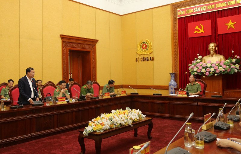 Bộ Công an gặp mặt các đại biểu Quốc hội trong CAND -0