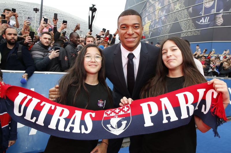 Cú “quay xe” của Killian Mbappe: Một quyết định rất con người -0