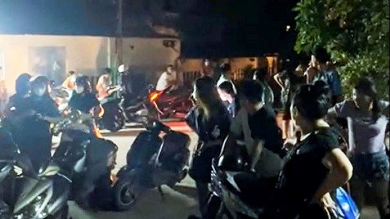 Người dân “than trời” vì quá ô nhiễm -0