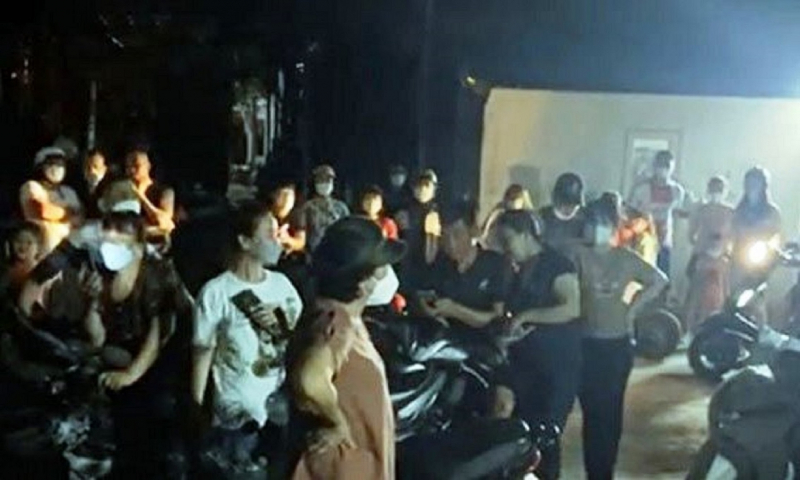 Người dân “than trời” vì quá ô nhiễm -0