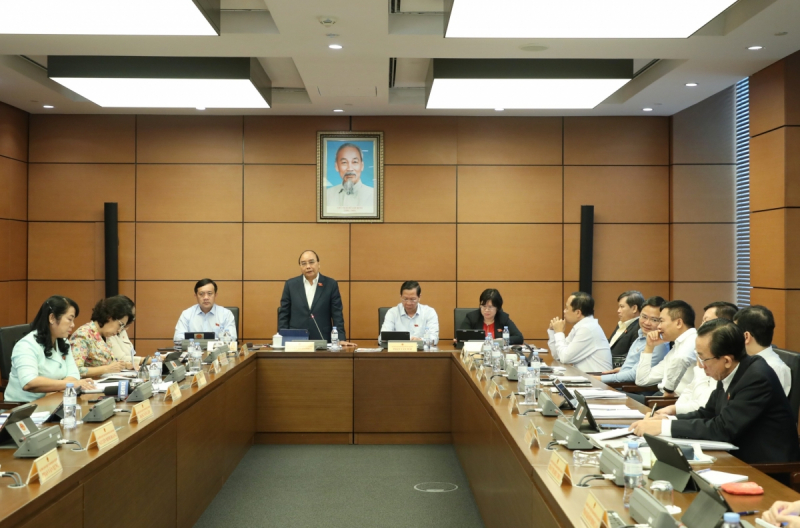 Cần kiểm soát chặt chẽ giá xăng dầu, giá vàng -0