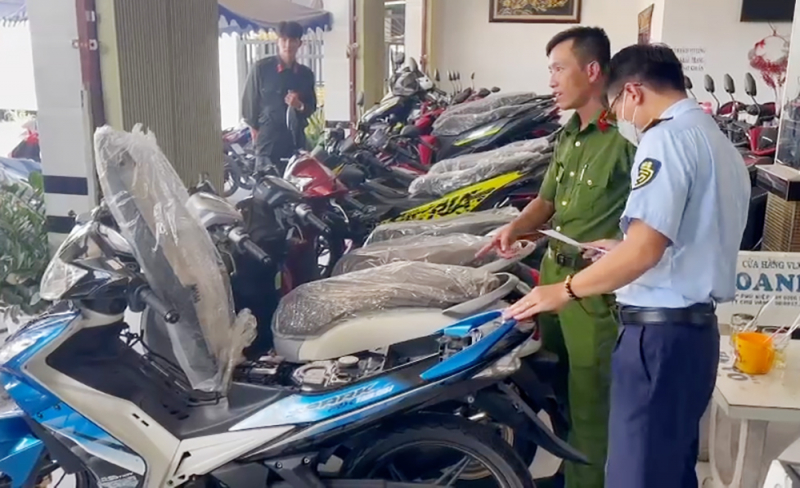 Phát hiện nhiều xe mô tô giá trị cao không rõ nguồn gốc, xuất xứ -0