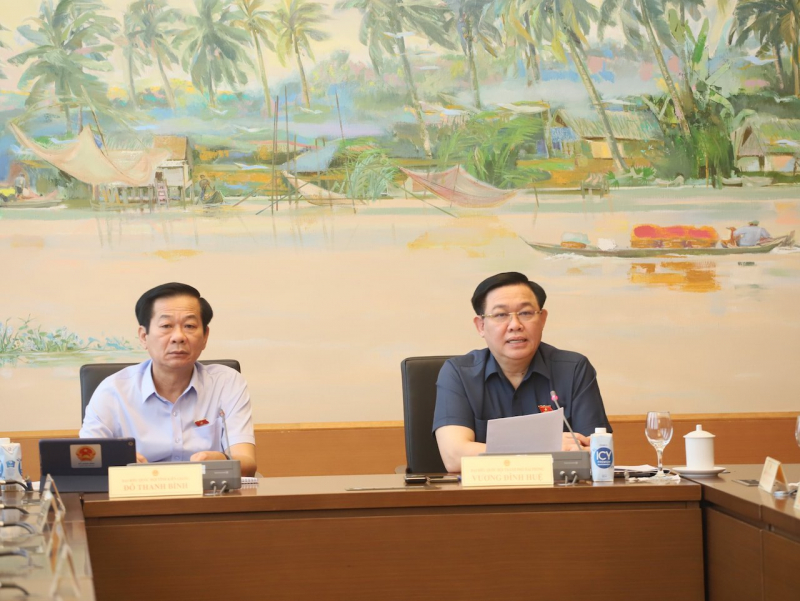 Xã hội hóa y tế, giáo dục quá cao dễ xảy ra sai phạm, tiêu cực -0